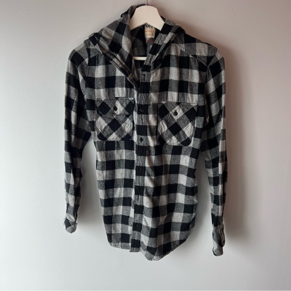 TNA Tops - ARITZIA TNA Plaid Flannel Button-up Shirt with hood